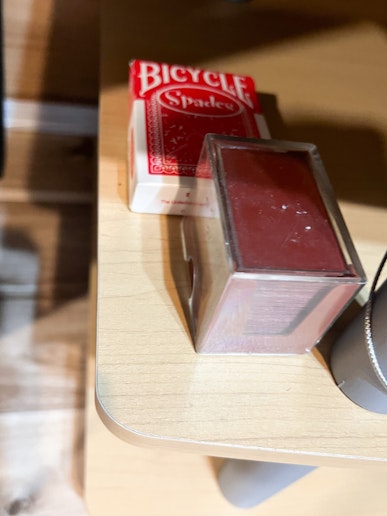 雨の日も楽しいカードゲーム