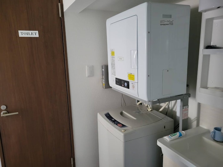 洗面台と洗濯機・乾燥機