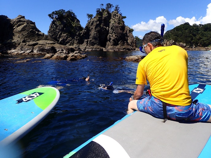 「弓ヶ浜、青の洞窟、タライ岬」サップツアー