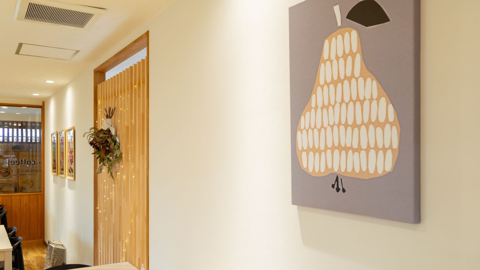 maruru caf&eacute;　店内