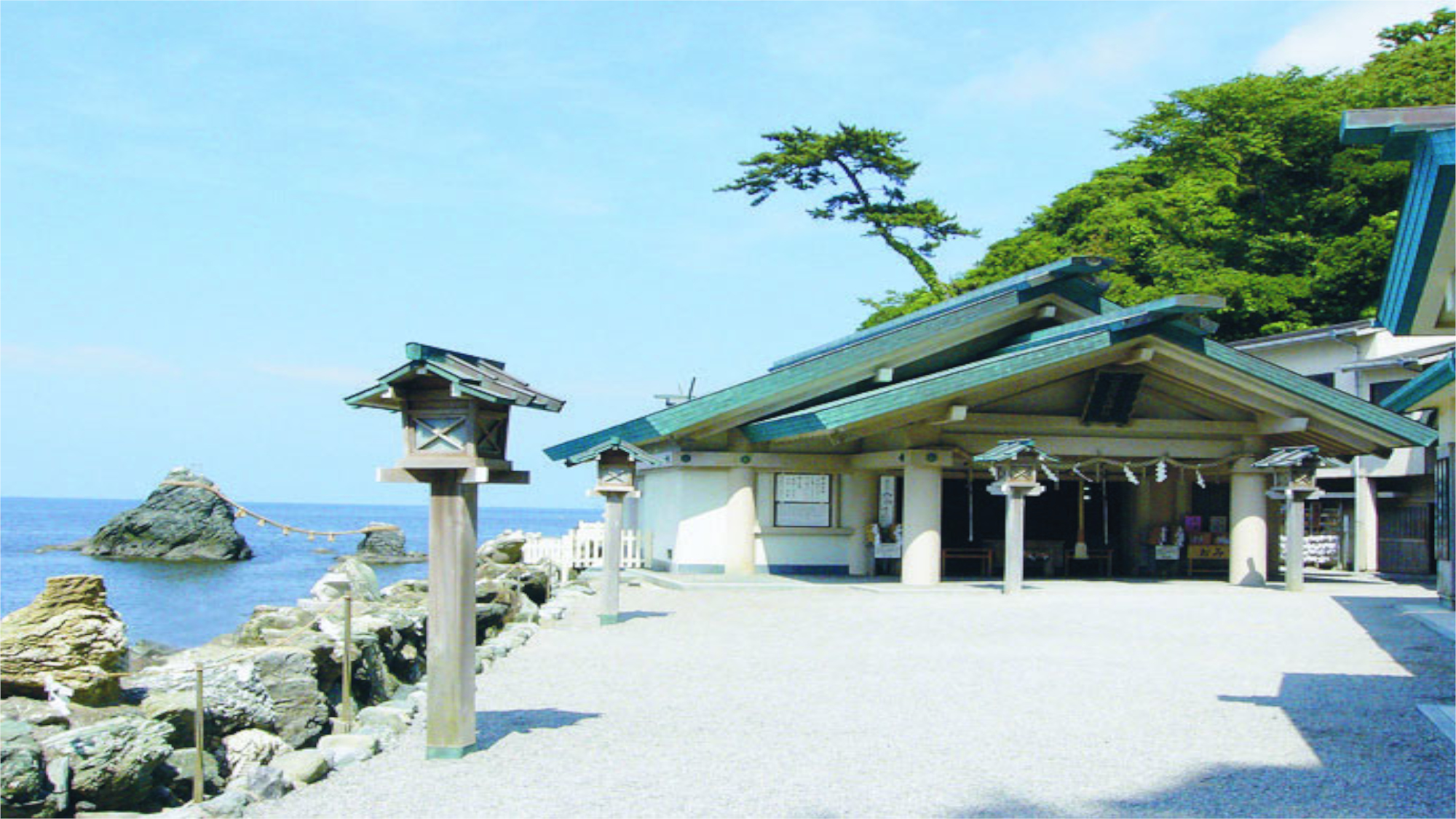 【二見興玉神社】三重県で有名な恋愛神社、知る人ぞ知る縁結びスポットです。当館より徒歩１2分♪
