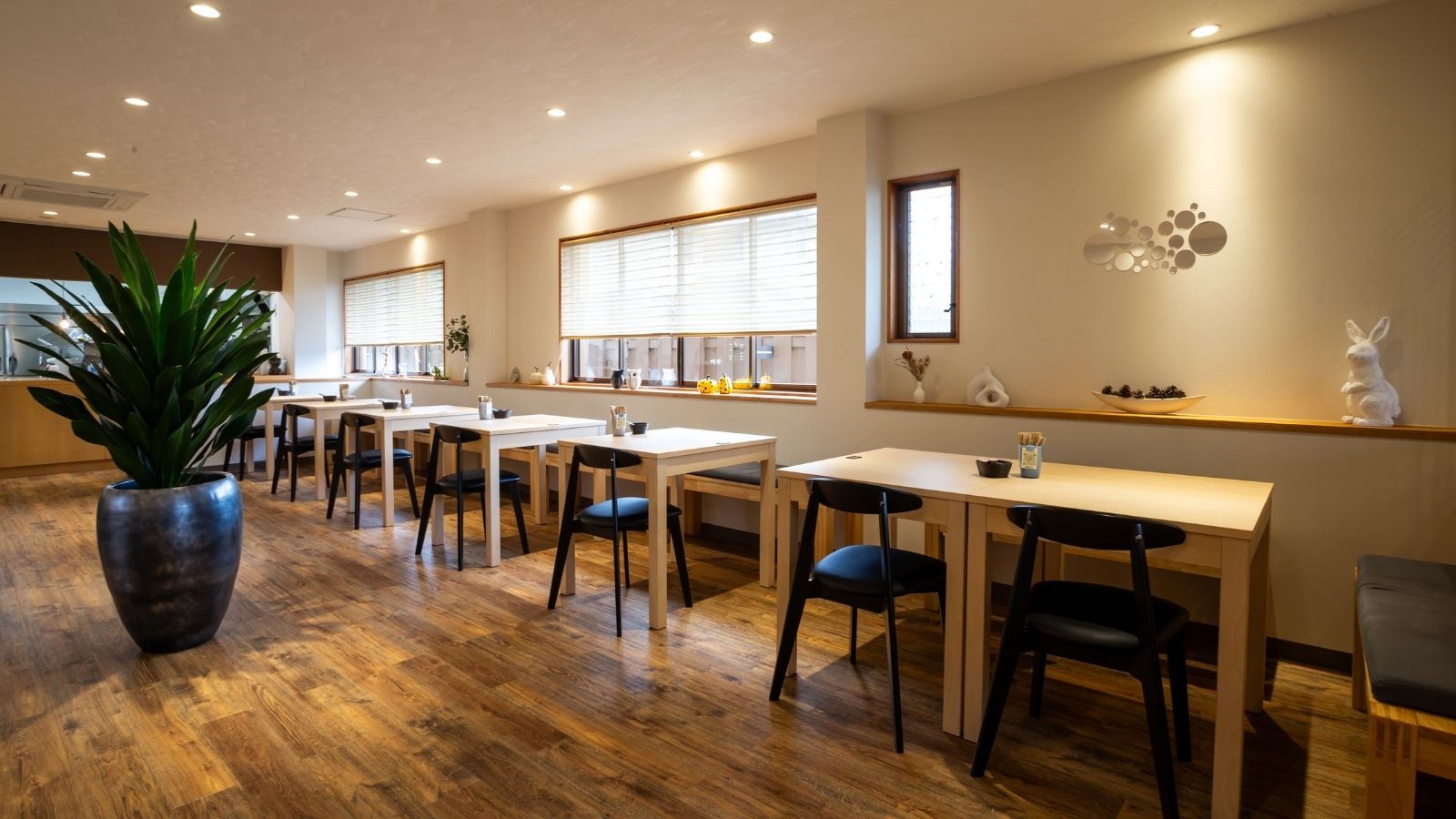 maruru caf&eacute;　メインダイニング