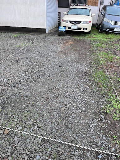 自動車専用無料駐車場あります