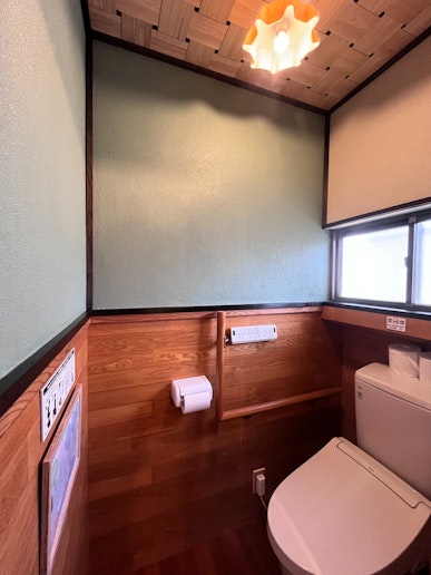 トイレは水洗ウォシュレット