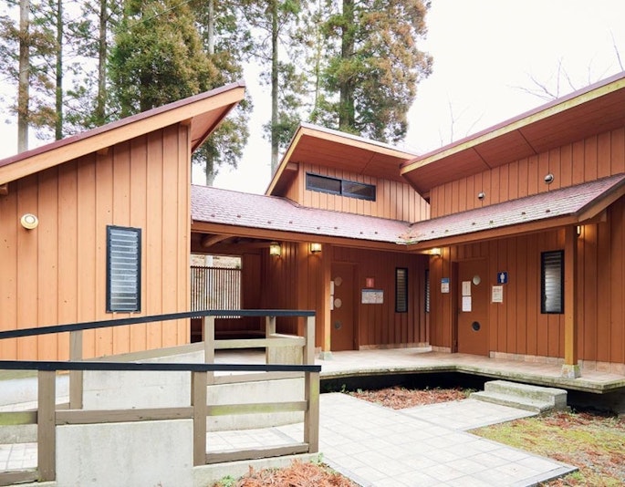 トイレ（男・女・身障者用）