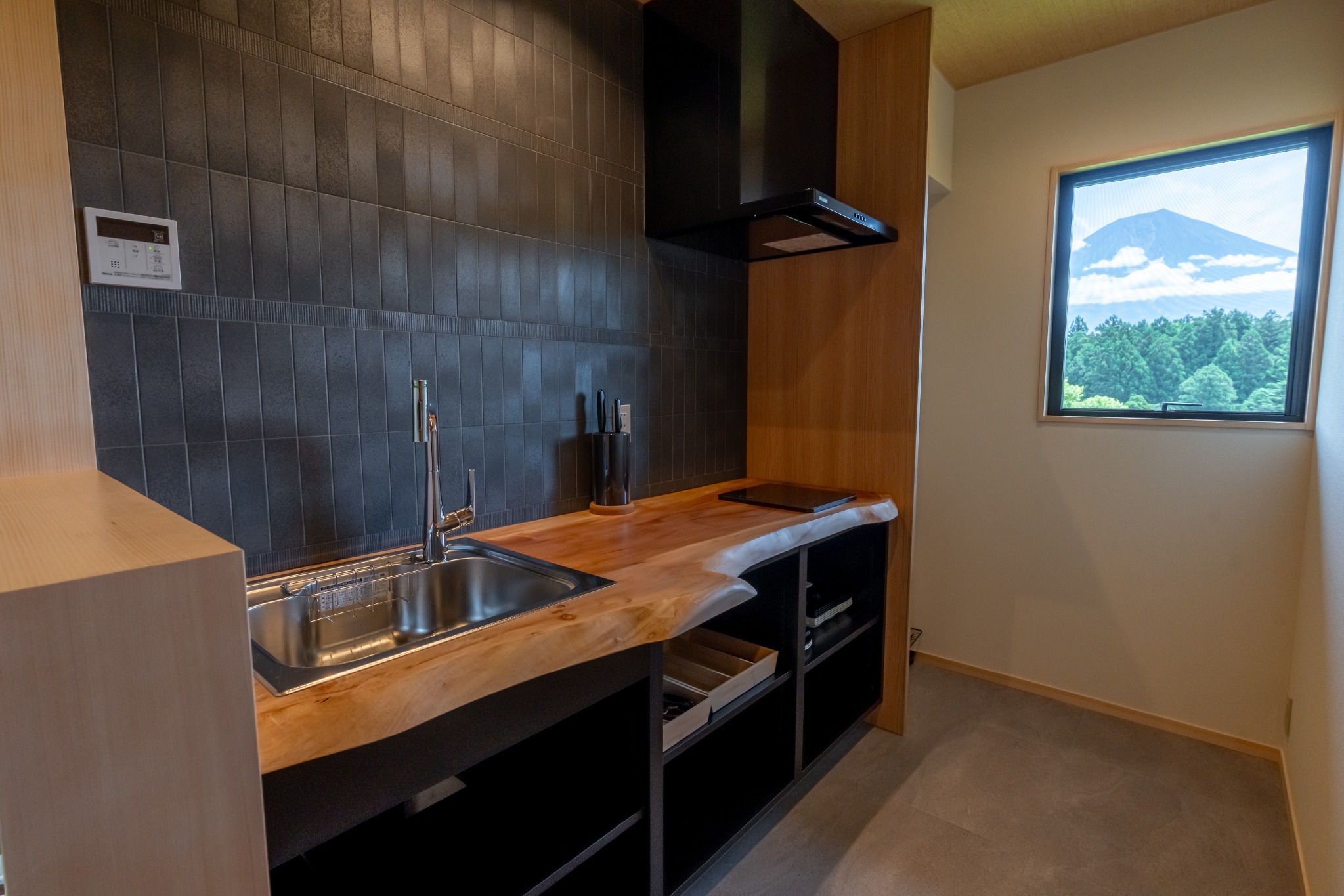 伊吹・キッチン