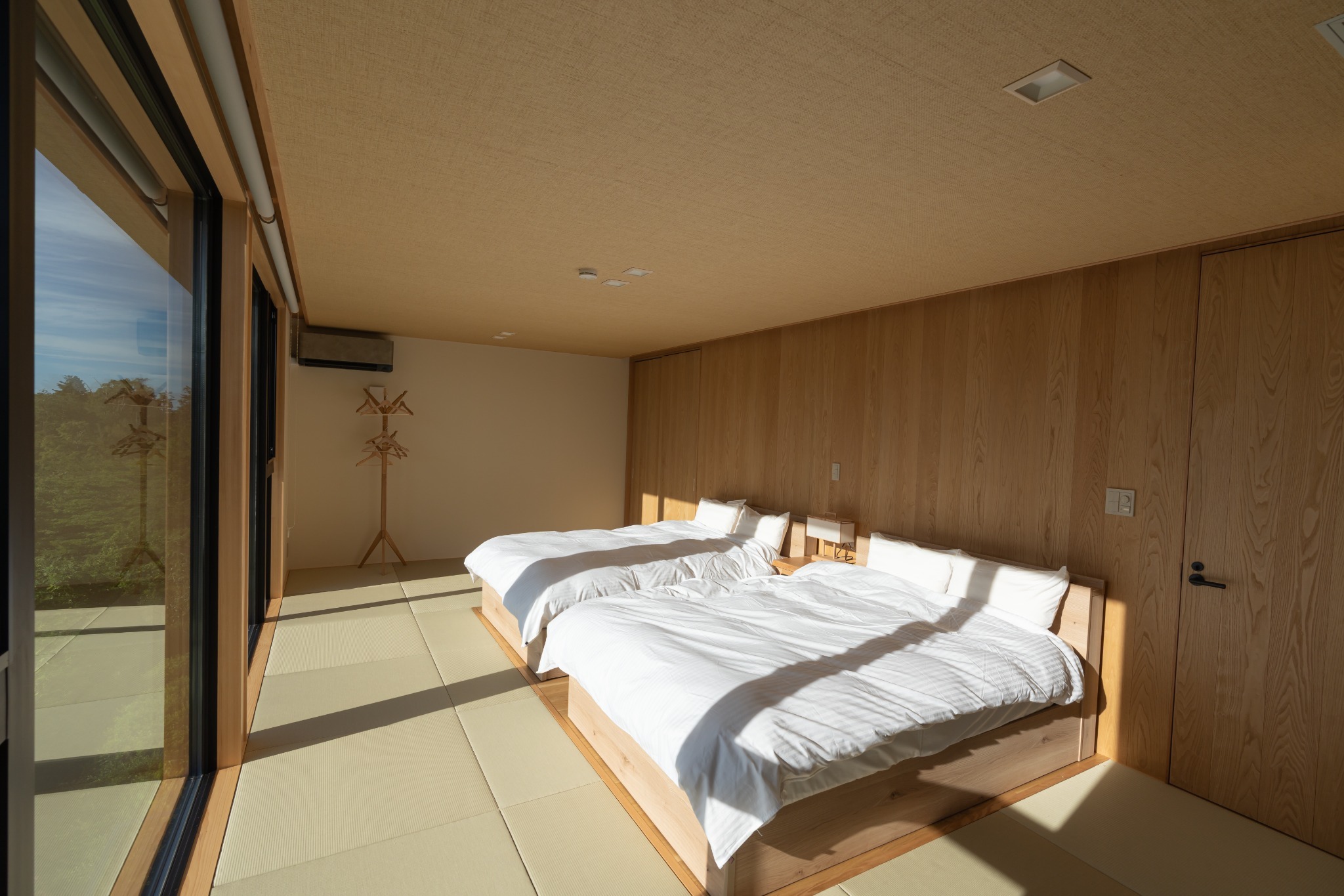 雪柳・ベッドルーム