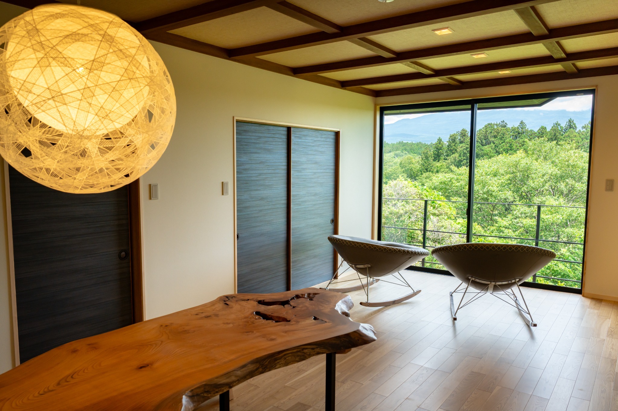 伊吹・リビングダイニング