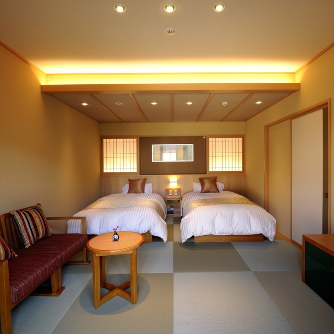 夏季，螢火蟲的夢幻之光翩翩起舞的懷舊日式房間“楓”