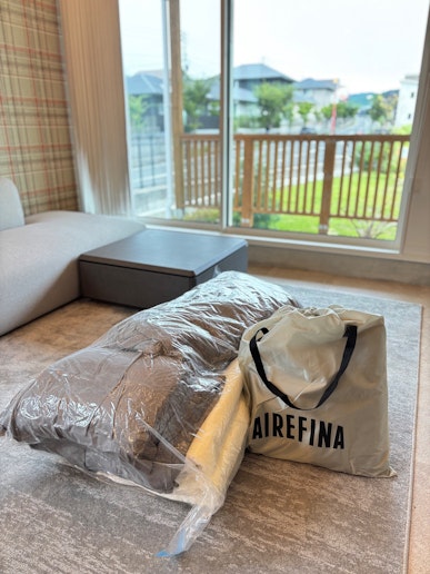 トイレ目の前の収納スペースにエアベッド準備しております。