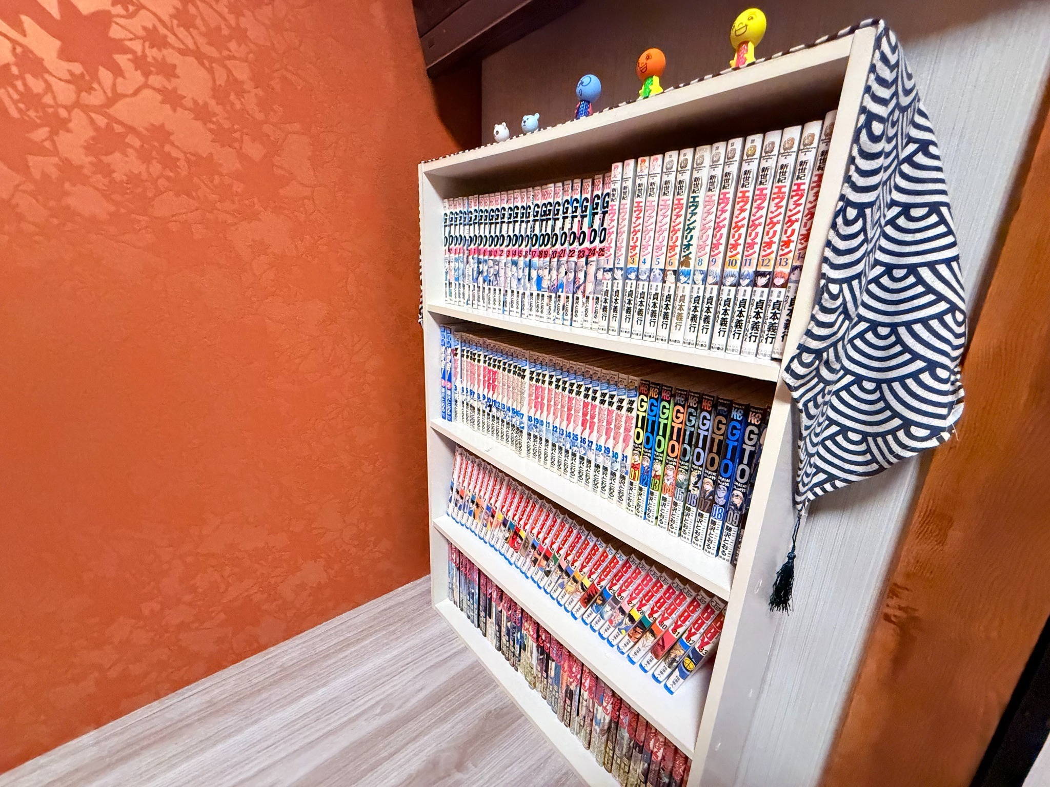 リビング・漫画