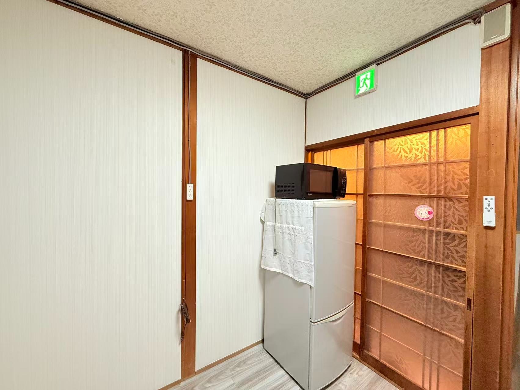 ダイニング・冷蔵庫・電子レンジ
