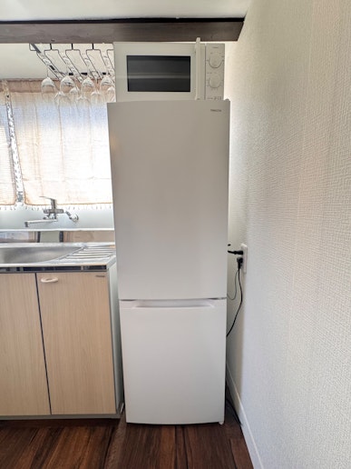 冷凍冷蔵庫、電子レンジ有り