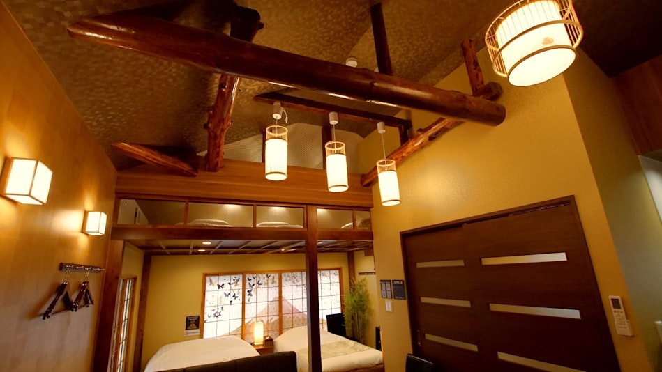 リビング＋ロフト