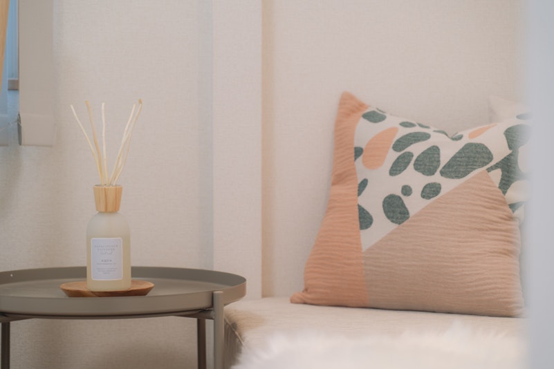 BED ROOM 1 (Double Bed&times;1/Alcove bed&times;1)　