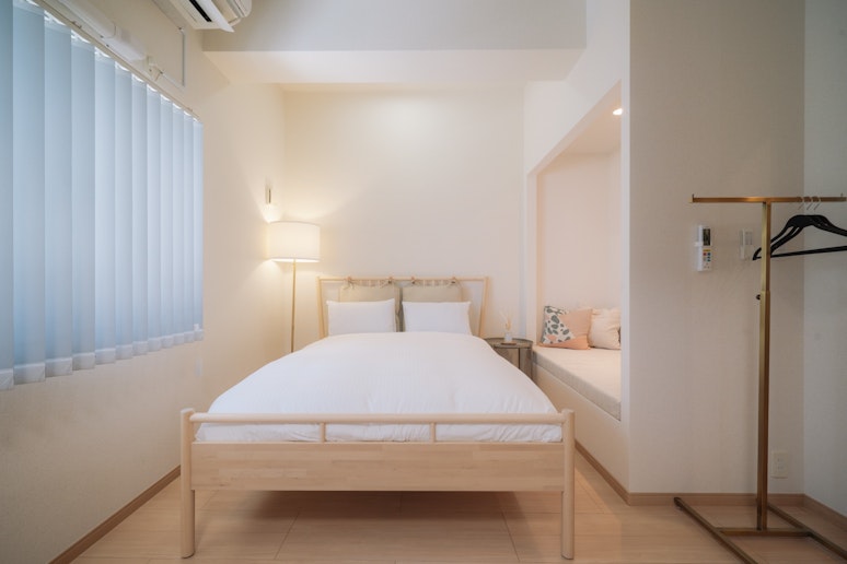 BED ROOM 2 (Double Bed&times;1/Alcove bed&times;1)　