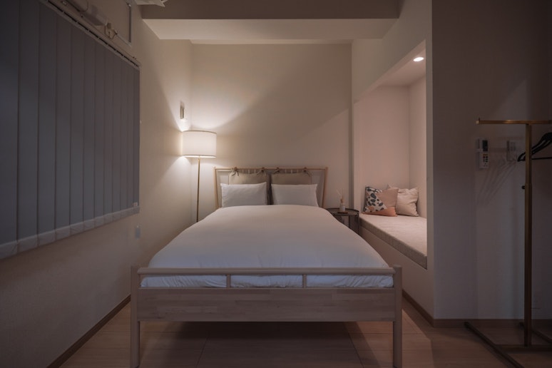 BED ROOM 2 (Double Bed&times;1/Alcove bed&times;1)　