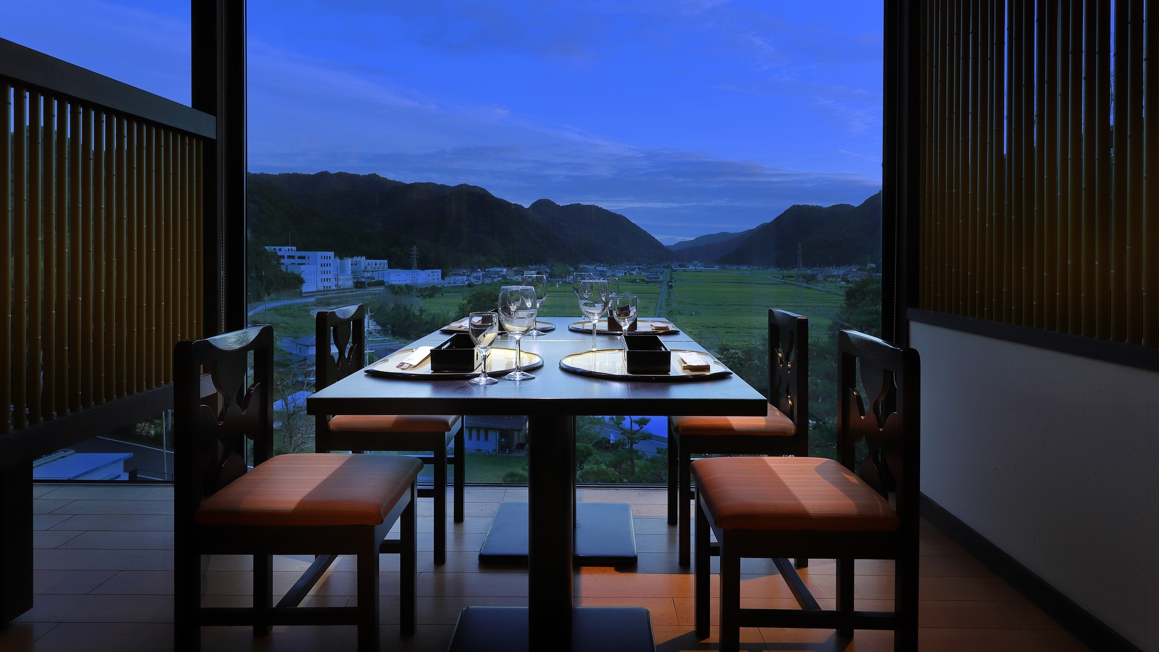 【お日にち限定】好きなだけしゃぶしゃぶ♪厳選黒毛和牛＆神戸ポークしゃぶしゃぶ贅沢食べ放題＜1泊2食＞