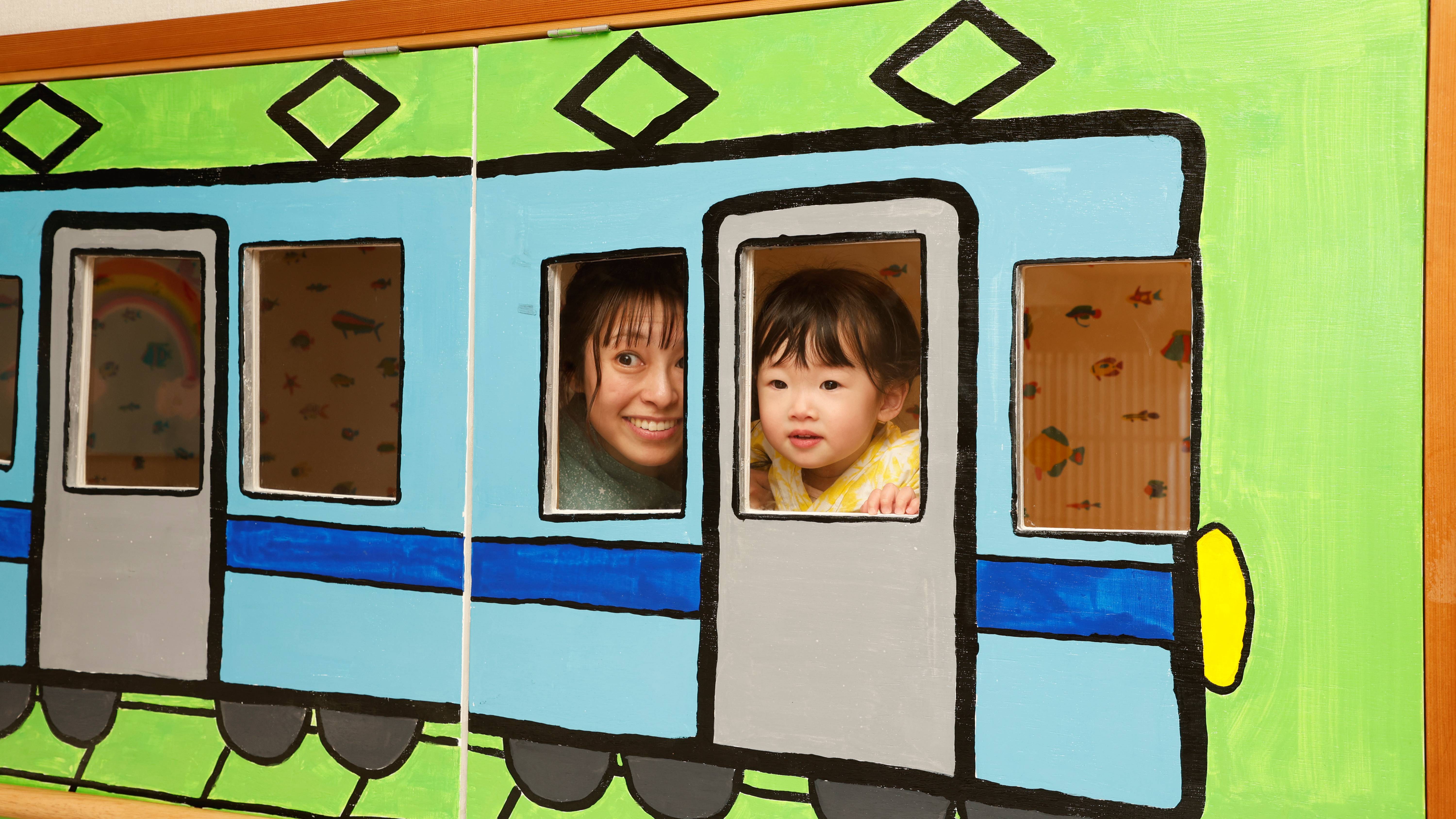 ウェルカムベビー認定洋室「NIJI」滞在シーン