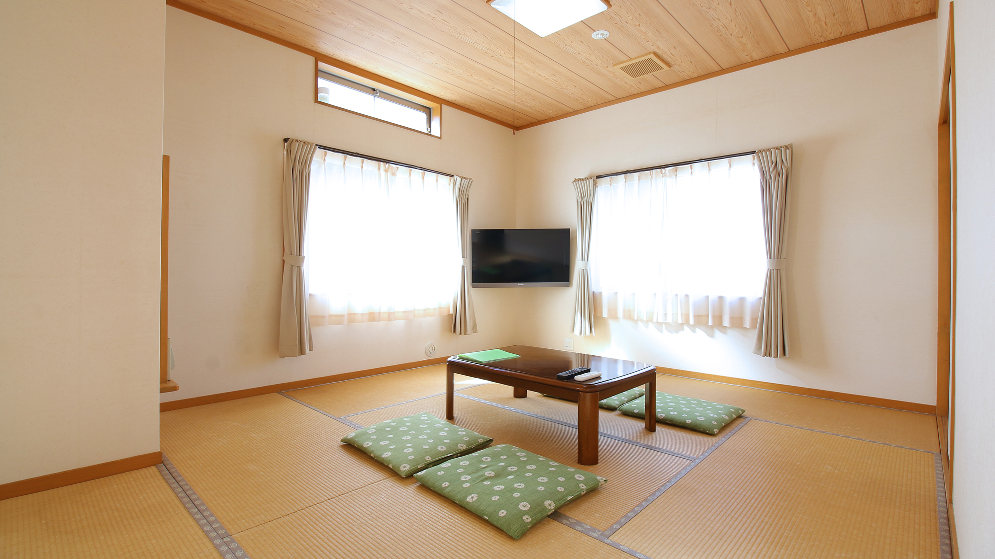 【客室】14畳和室 