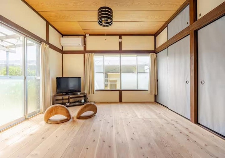 ごろんと寝転ぶ贅沢、家族で川の字に