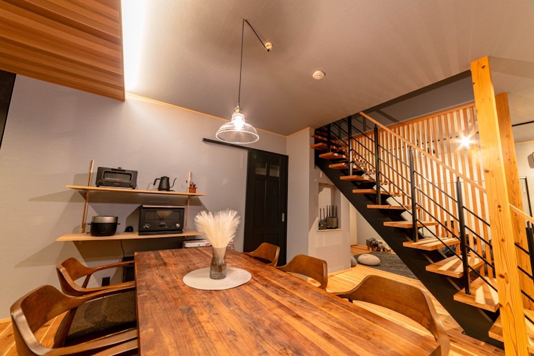 家電はバルミューダをご用意（炊飯器、トースター、電子レンジ、ケトル）