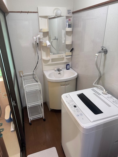 連泊の方は洗濯機もお使いください