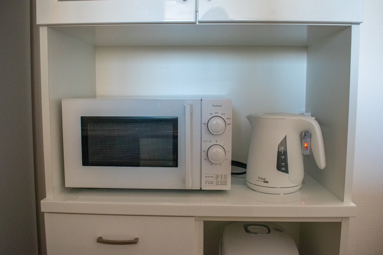 電子レンジ、ケトル