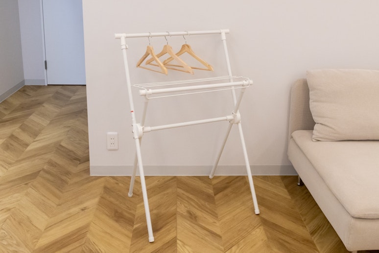 ハンガーポール・洗濯物干し