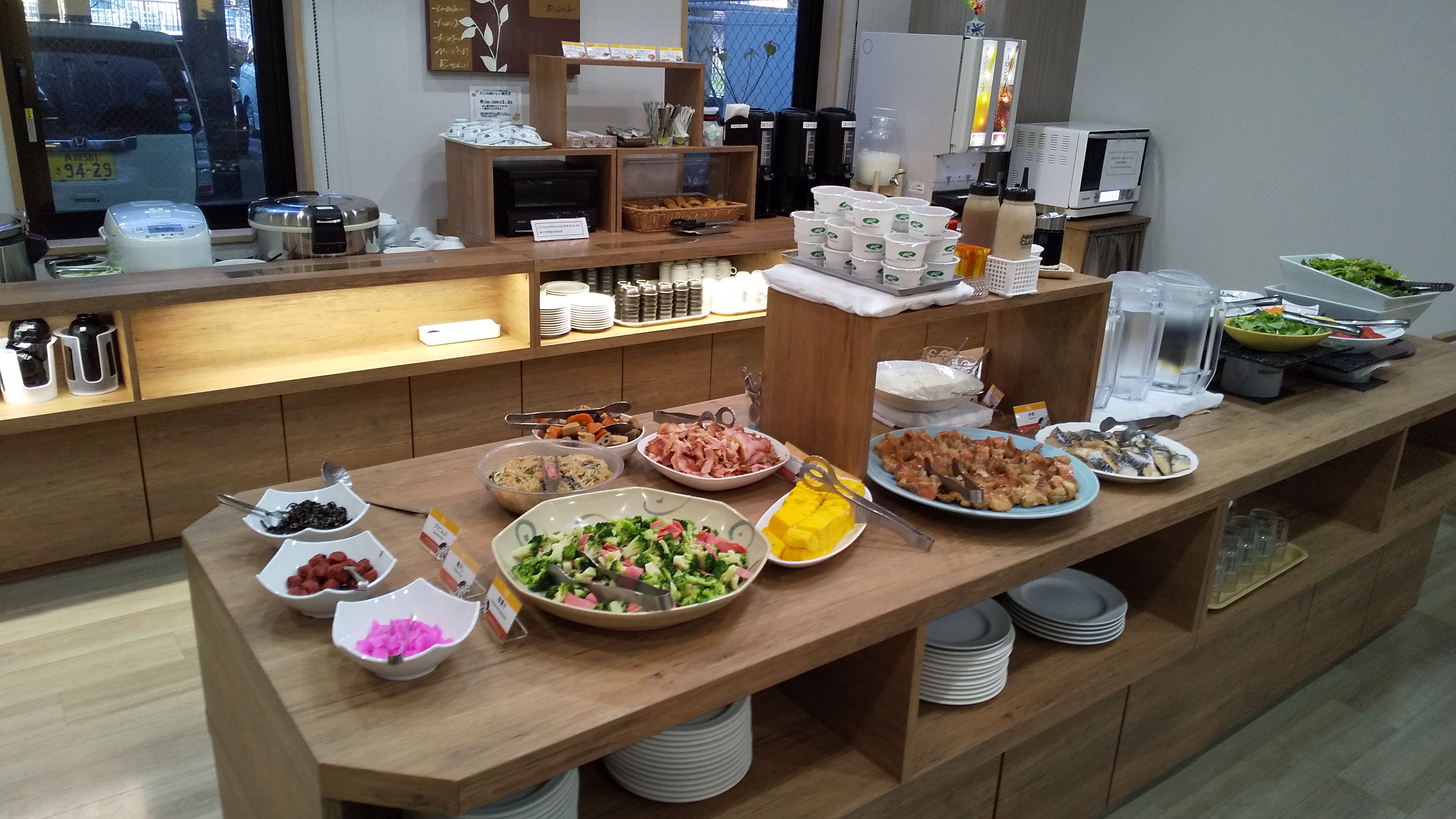 朝食バイキング　6:00～9:00