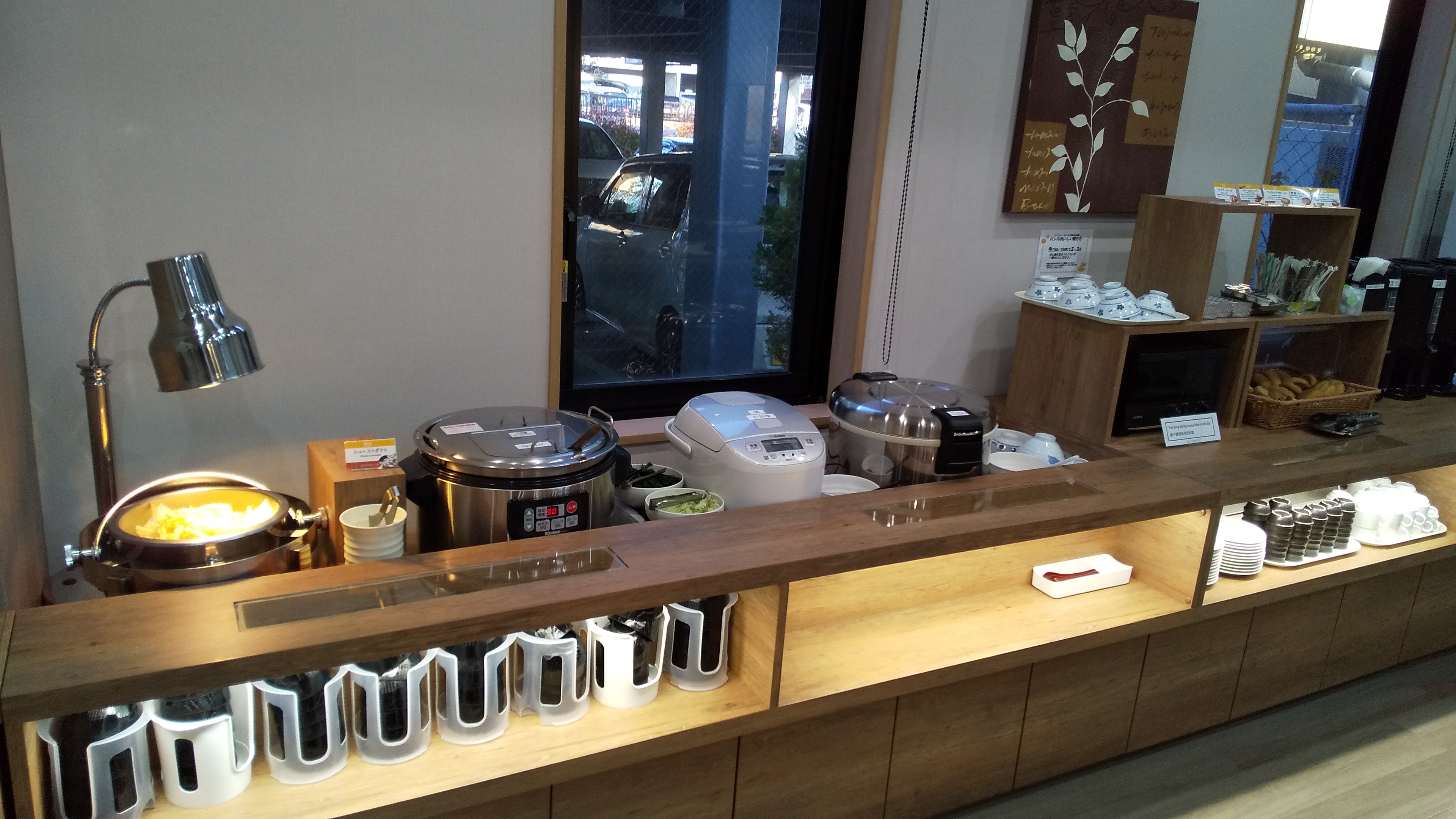 朝食バイキング　6:00～9:00