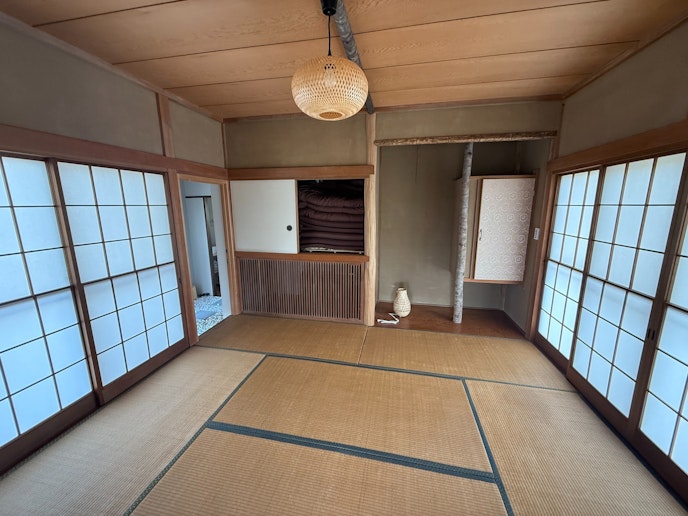 伝統と静けさが織りなす和のくつろぎ空間