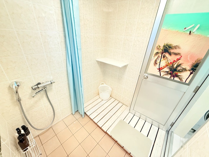 リゾート感溢れるシャワールーム