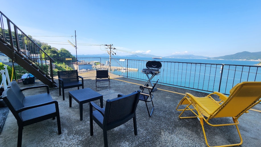 テラスでバーベキューすることができます。