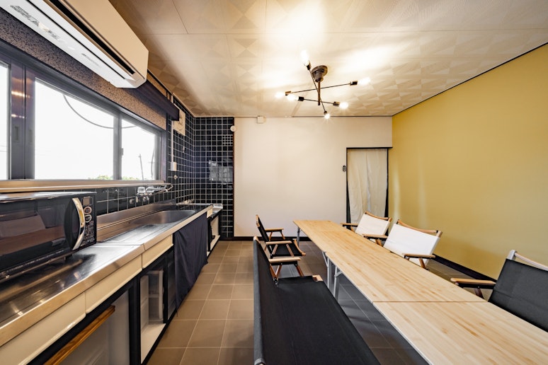 黄色いアクセントカラーがウリ