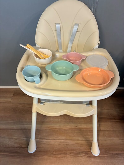 ２階　ベビーチェア１台