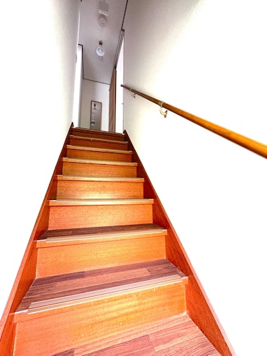 寝室は全て２階にあります。