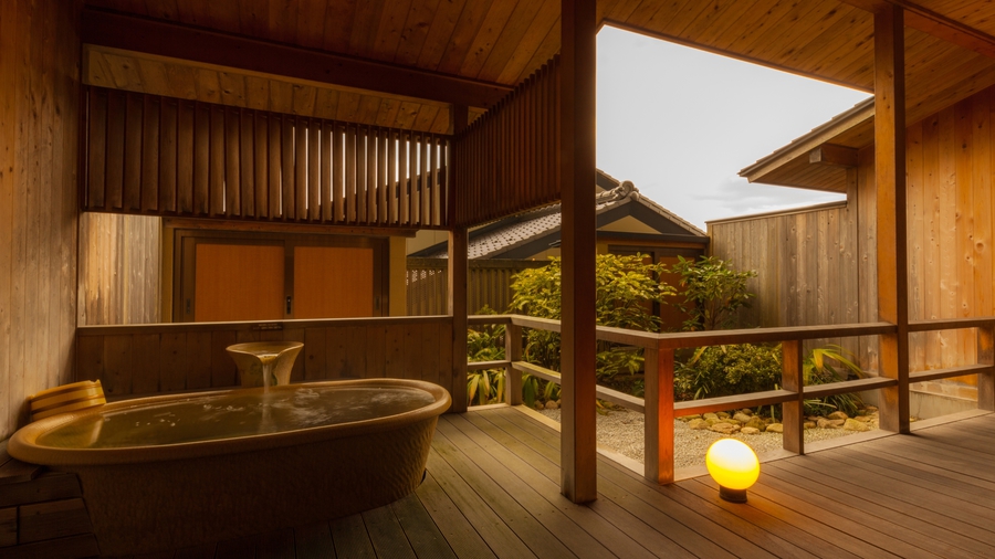 【15％OFF】【楽天スーパーSALE】飲み放題付〜旬の食材で彩る清風荘自慢の劇場型ビュッフェプラン