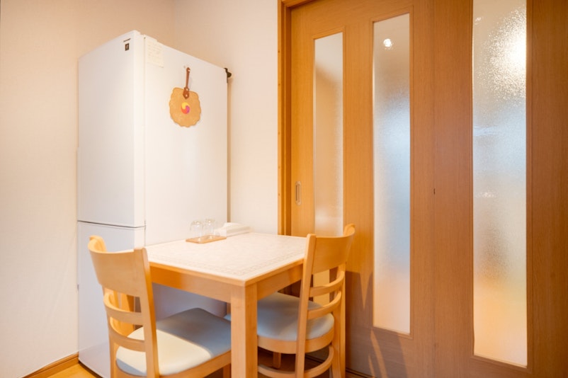 ダイニングテーブル