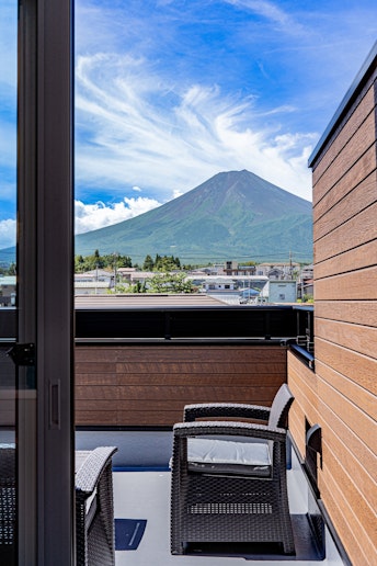 晴れた日には富士山を望む絶景。思わず深呼吸したくなる開放感