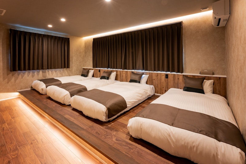 家族やグループに最適な広々空間。快適な眠りをお届けします。