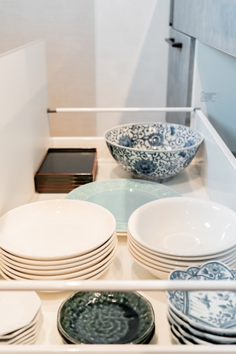 上品な和モダンの器で、食卓を美しく彩ります