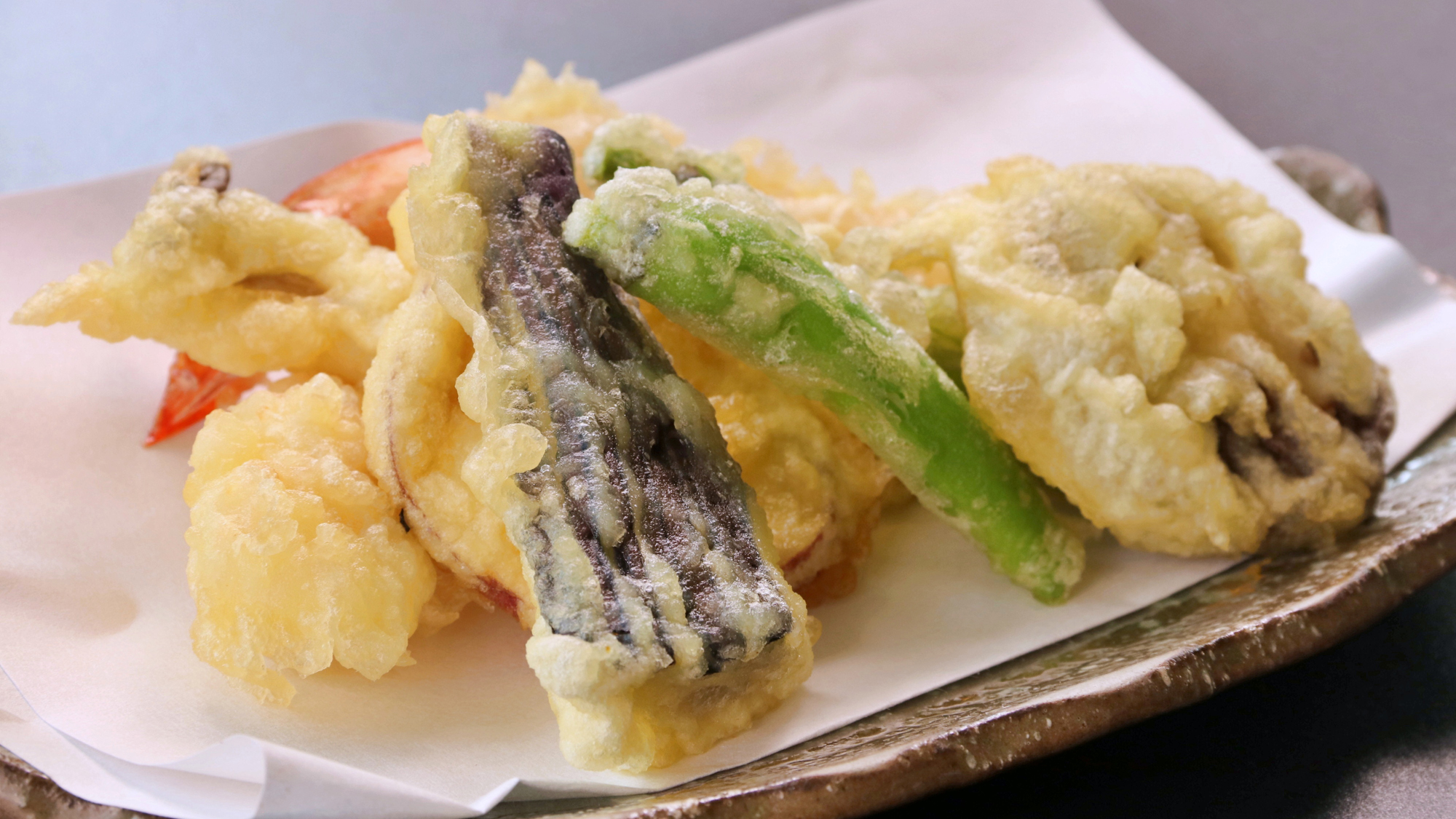 【夕食】地元の新鮮食材を使った会席膳（単品） (2)