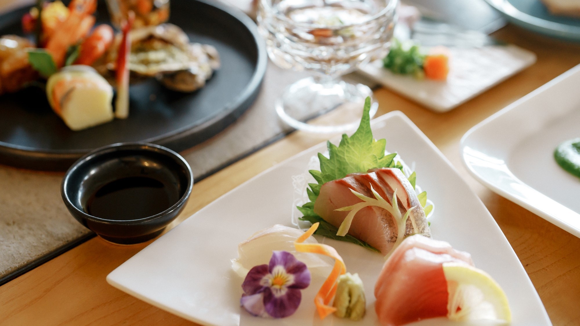 【THE MAIN】島根県産の日本海の幸や山の幸など季節のコース！料理長お勧め季節の会席(2食付)