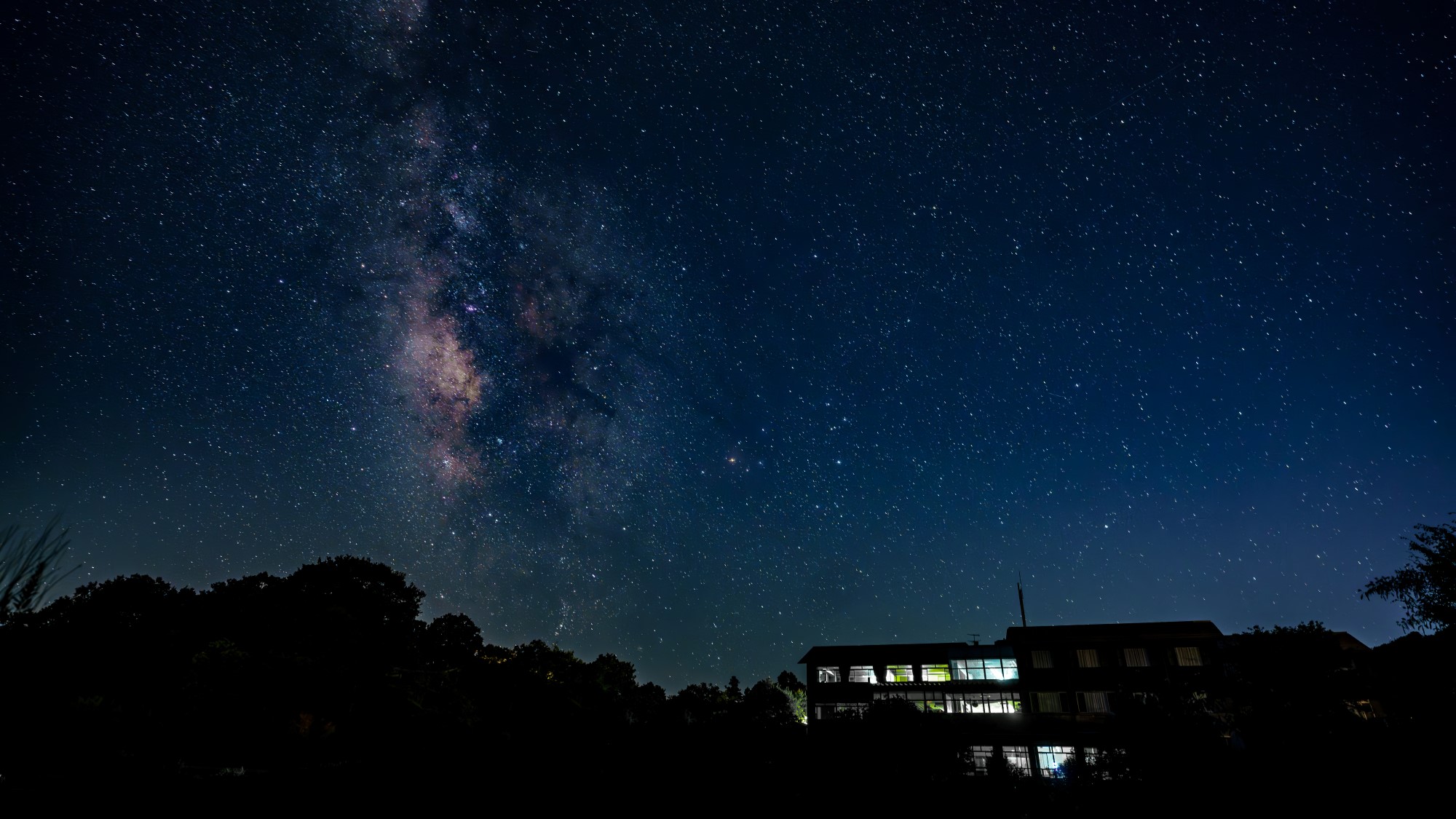 ようこそ、星降るKAZENOKUNIへ。