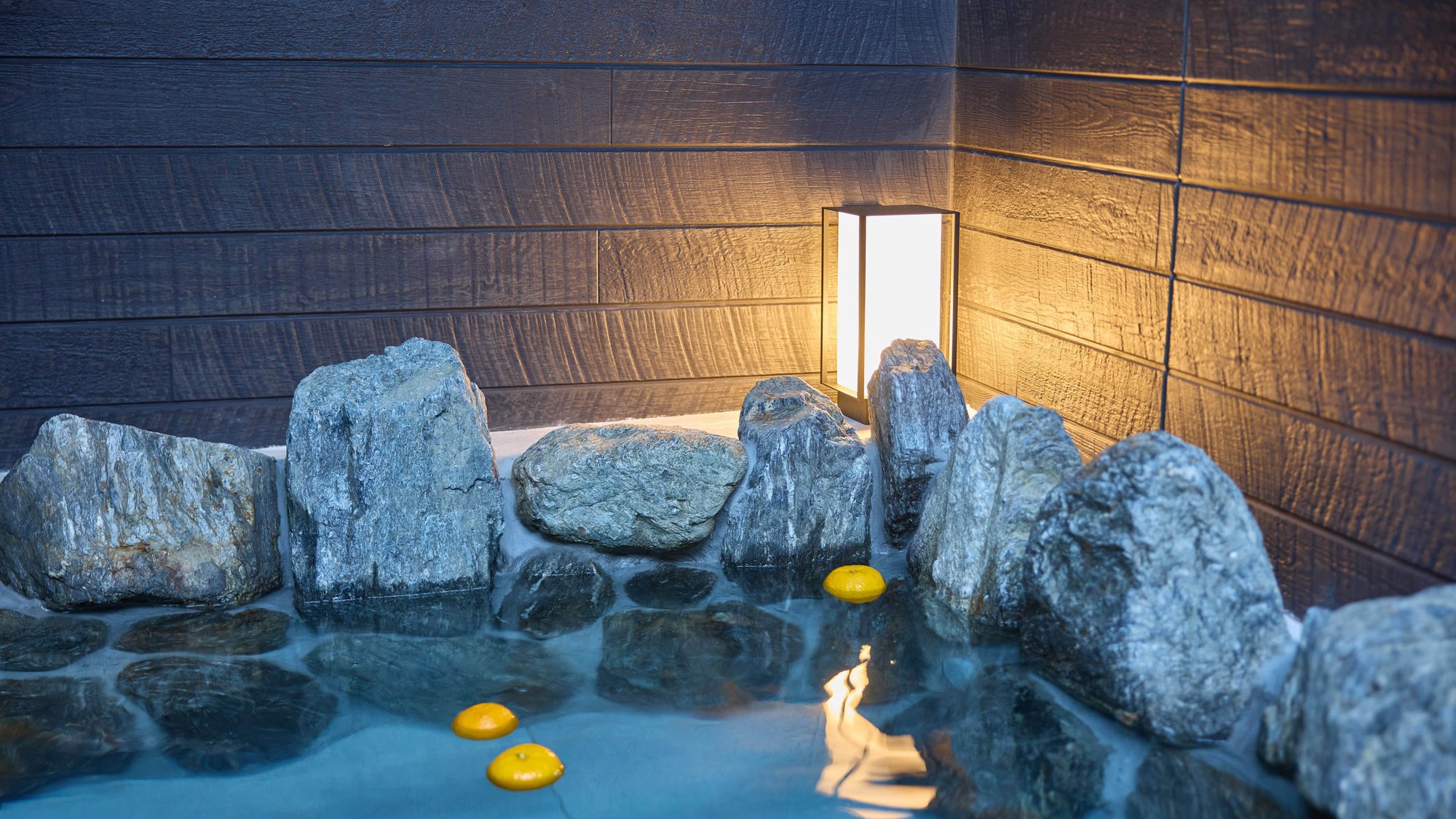 【連泊 15％OFF】★NEW OPEN★全部屋 天然温泉＋サウナ付き！プライベート空間で贅沢ステイ