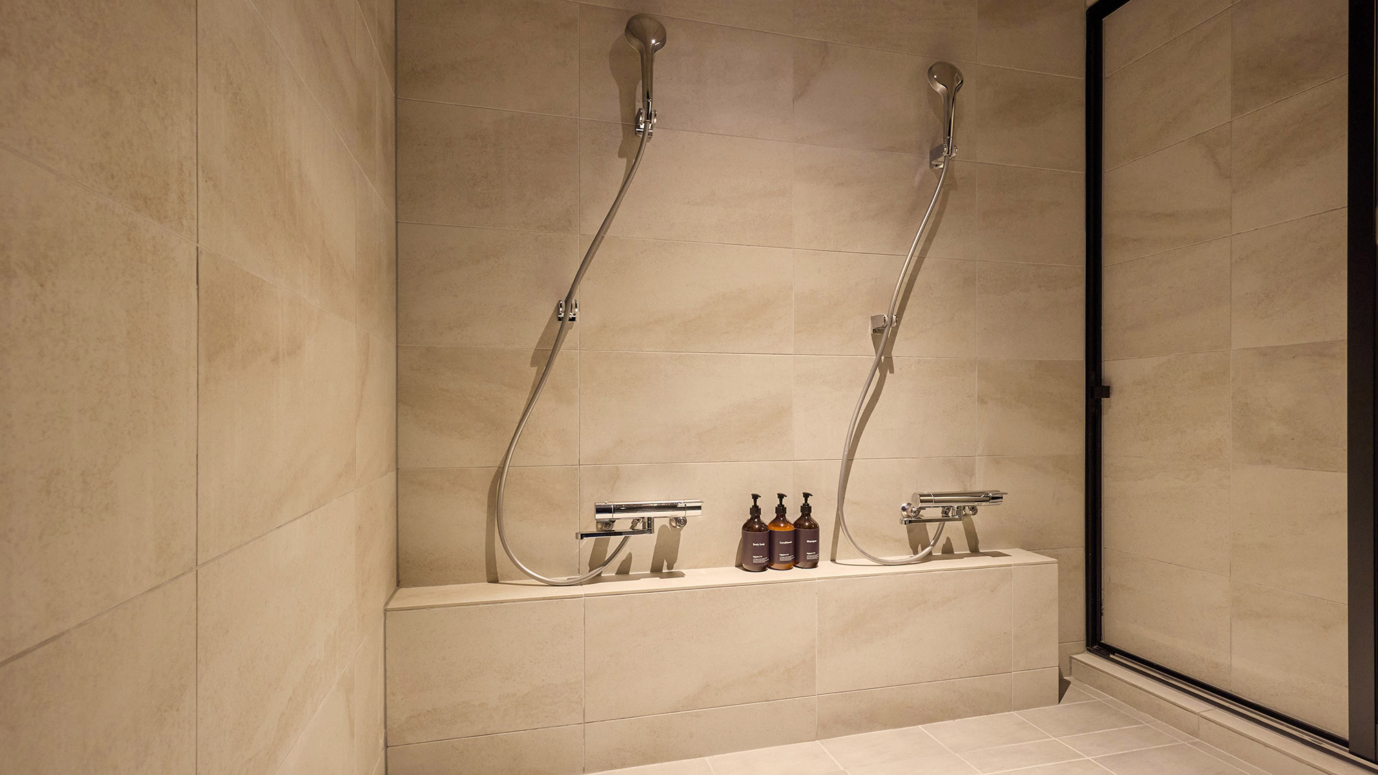 【A・Aペット：温泉風呂/洗い場】ゆったりとした広さの内風呂あり