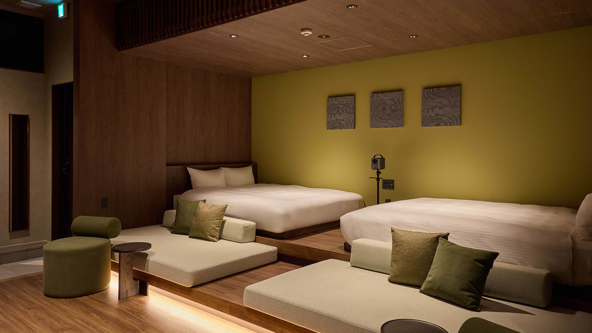 【C：ベッドスペース】クイーンベッド、デイベッドでゆっくりお休みください