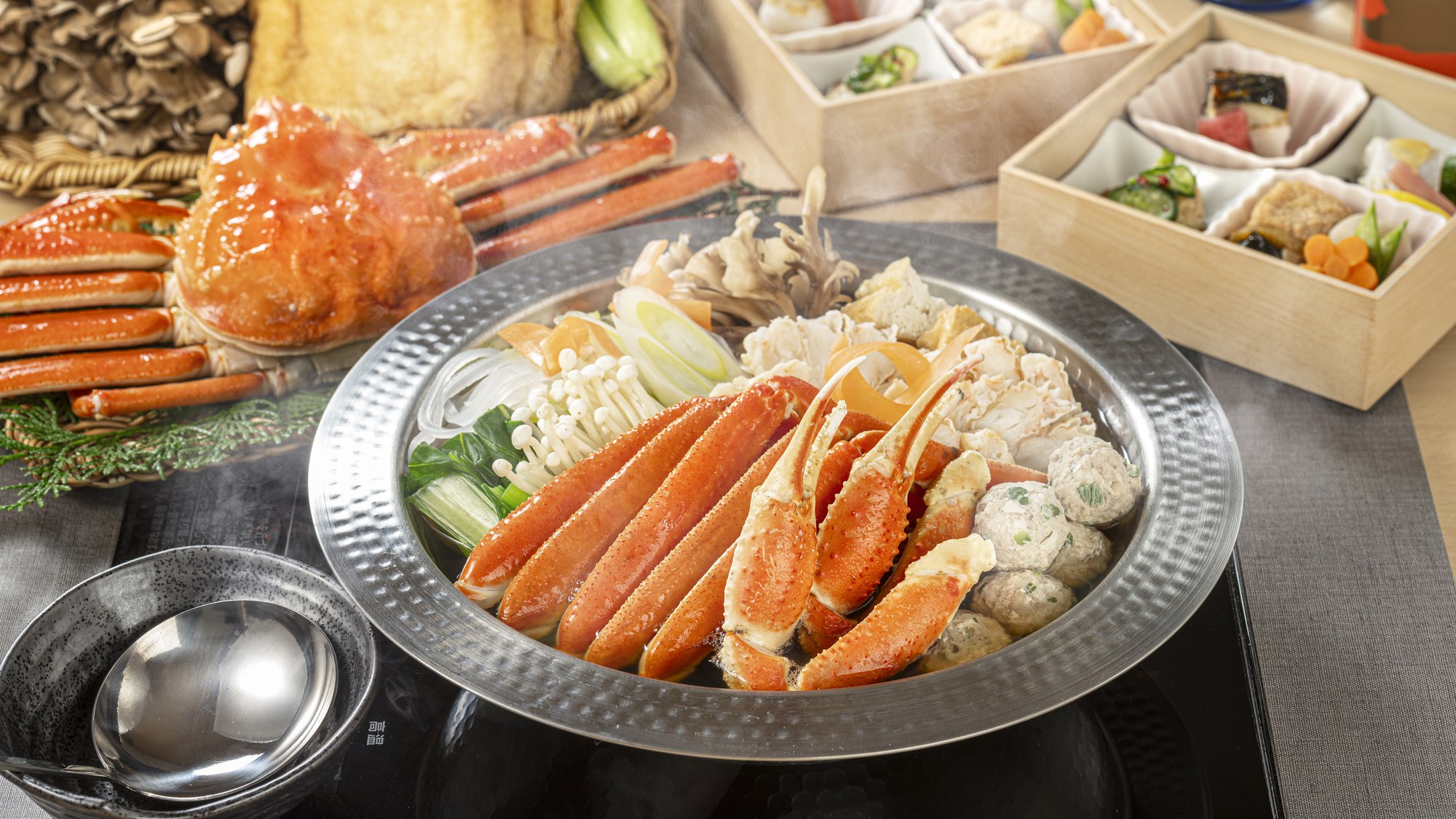 【夕食】ずわい蟹と越前野菜の蟹なべ