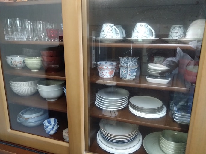 食器　７名様分十分にあります。